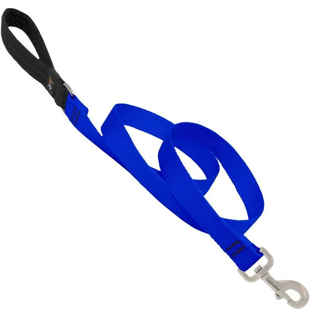 Wavy Dog Leash — Bold, Lightweight & Tangle-Free